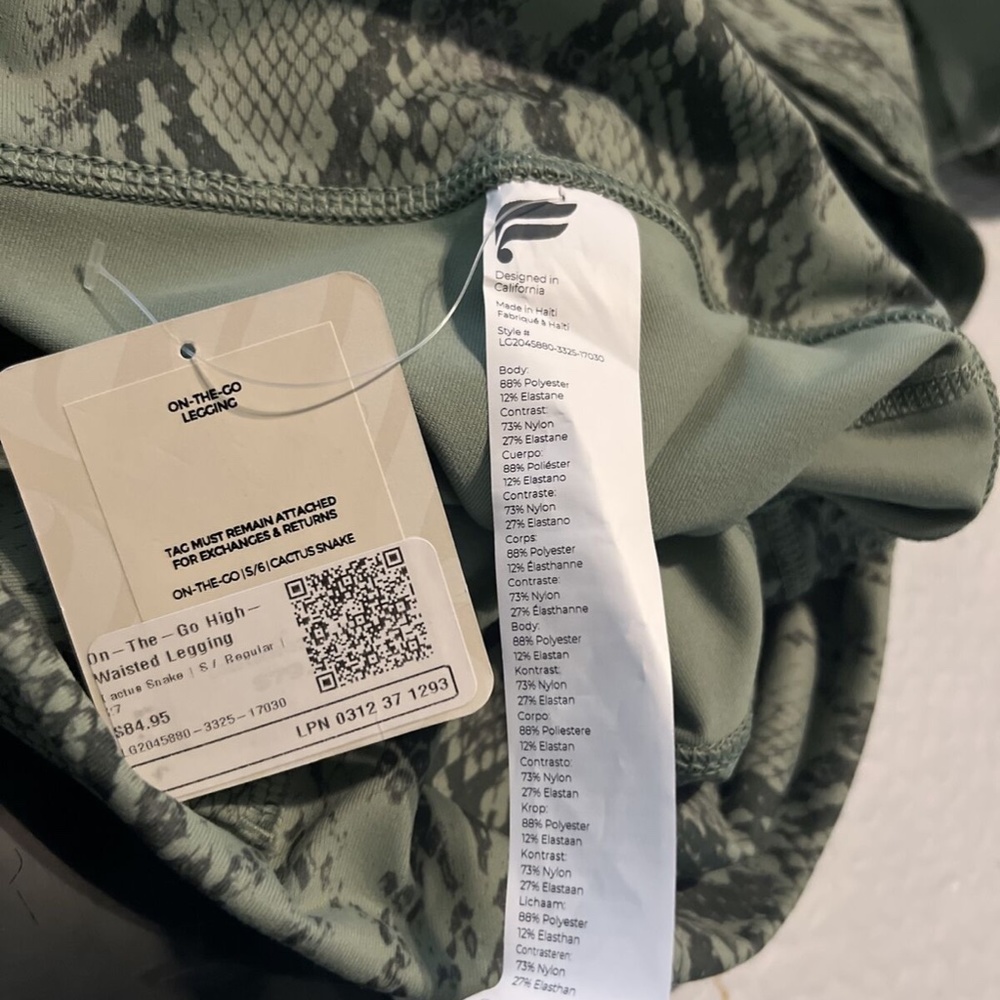 Nwt! Fabletics On-The-Go Powerhold High Waisted L… - image 2